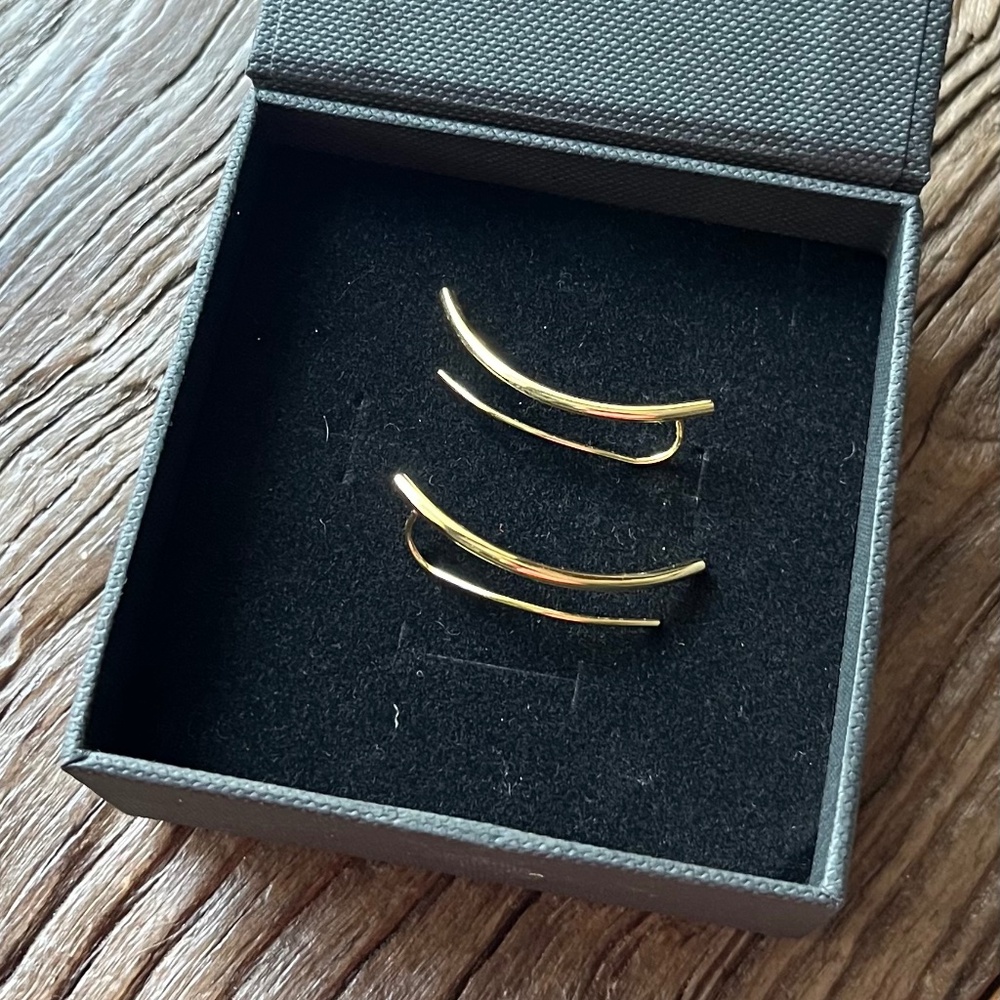 MAM Gold Ear Crawler Earrings – Minimalist Double Bar Design